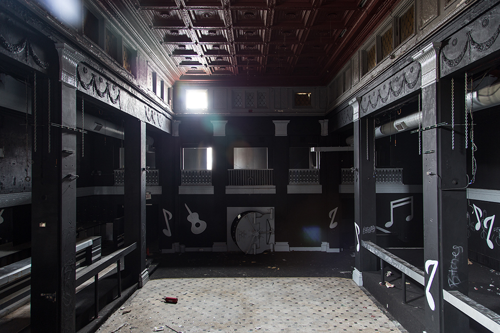 Nightclub Bank copyright 2023 sublunar