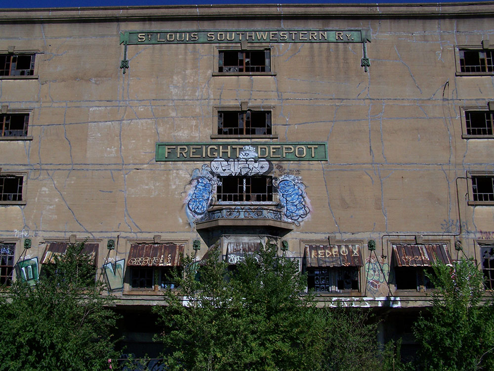 Cottonbelt Freight Depot copyright 2023 sublunar