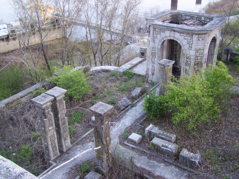 Wood-Smith Castle copyright 2023 sublunar